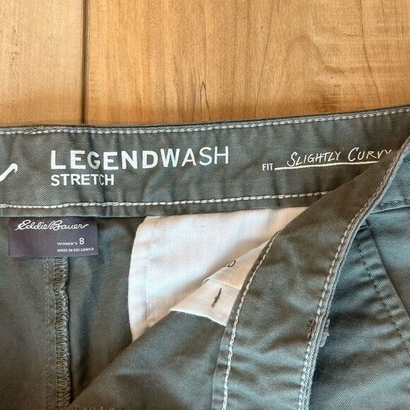 EUC Eddie Bauer Womens Slightly Curvy Chino Shorts Green Size 8 - Picture 5 of 9